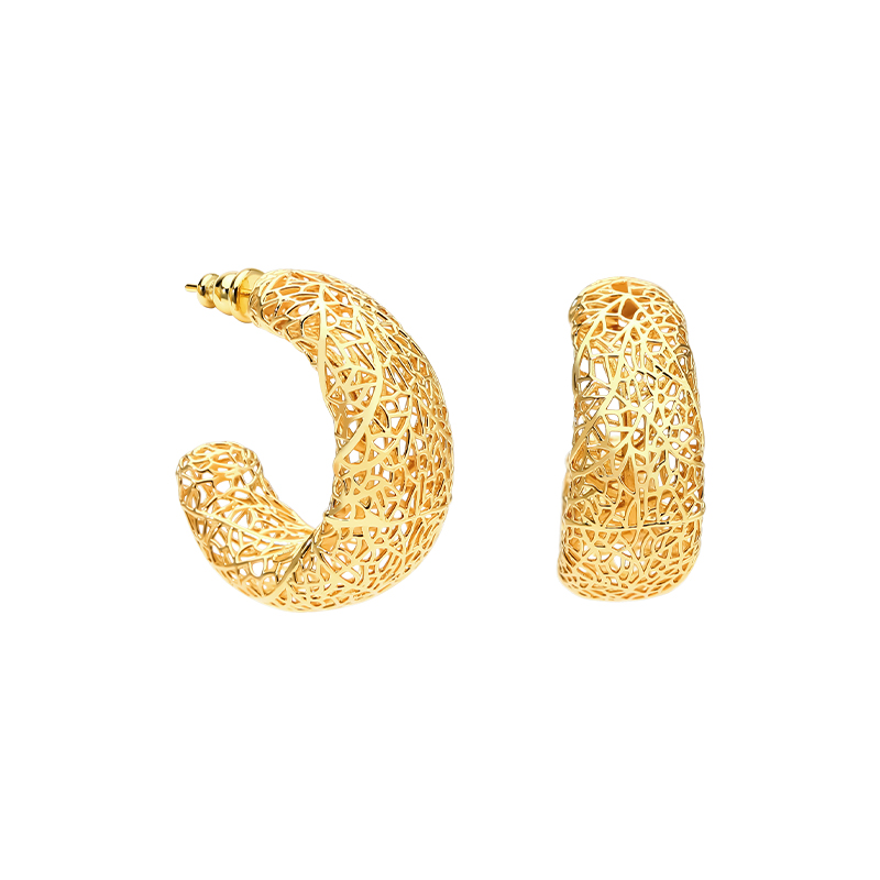 Pendientes IVOG con forma de C - Street Fashion Website reseña y precio