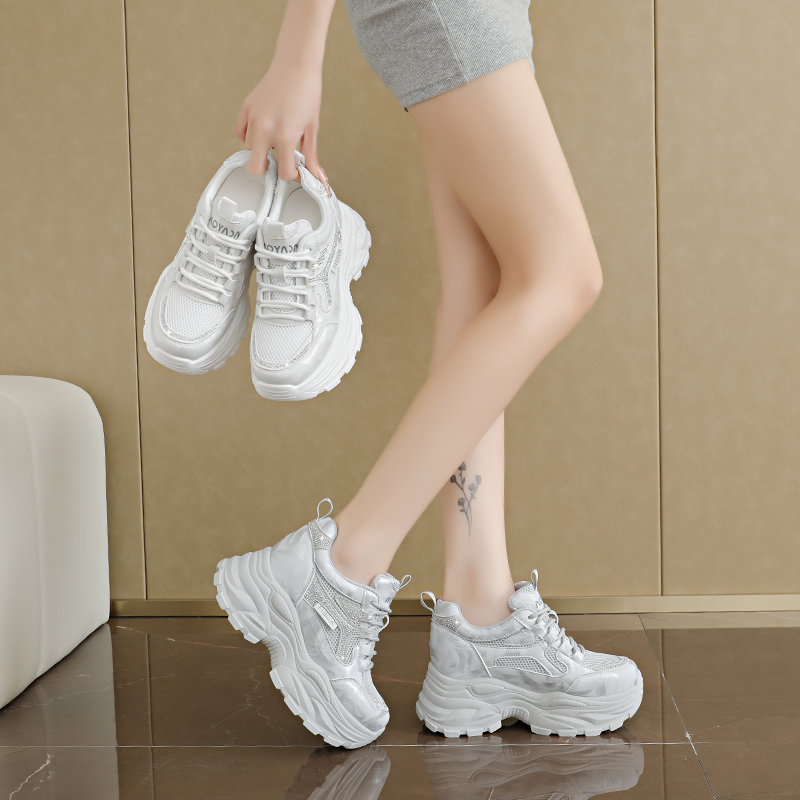 Zapatillas deportivas de plata - Street Fashion Walk reseña y precio