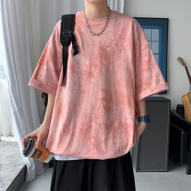 Camiseta negra de manga corta  - Street Fashion Hong Kong reseña y precio