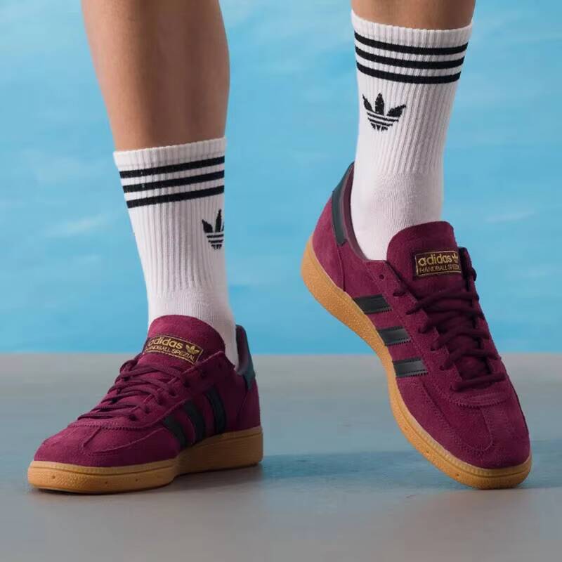 Zapatillas Adidas Samba Trefoi - Street Fashion Hong Kong reseña y precio